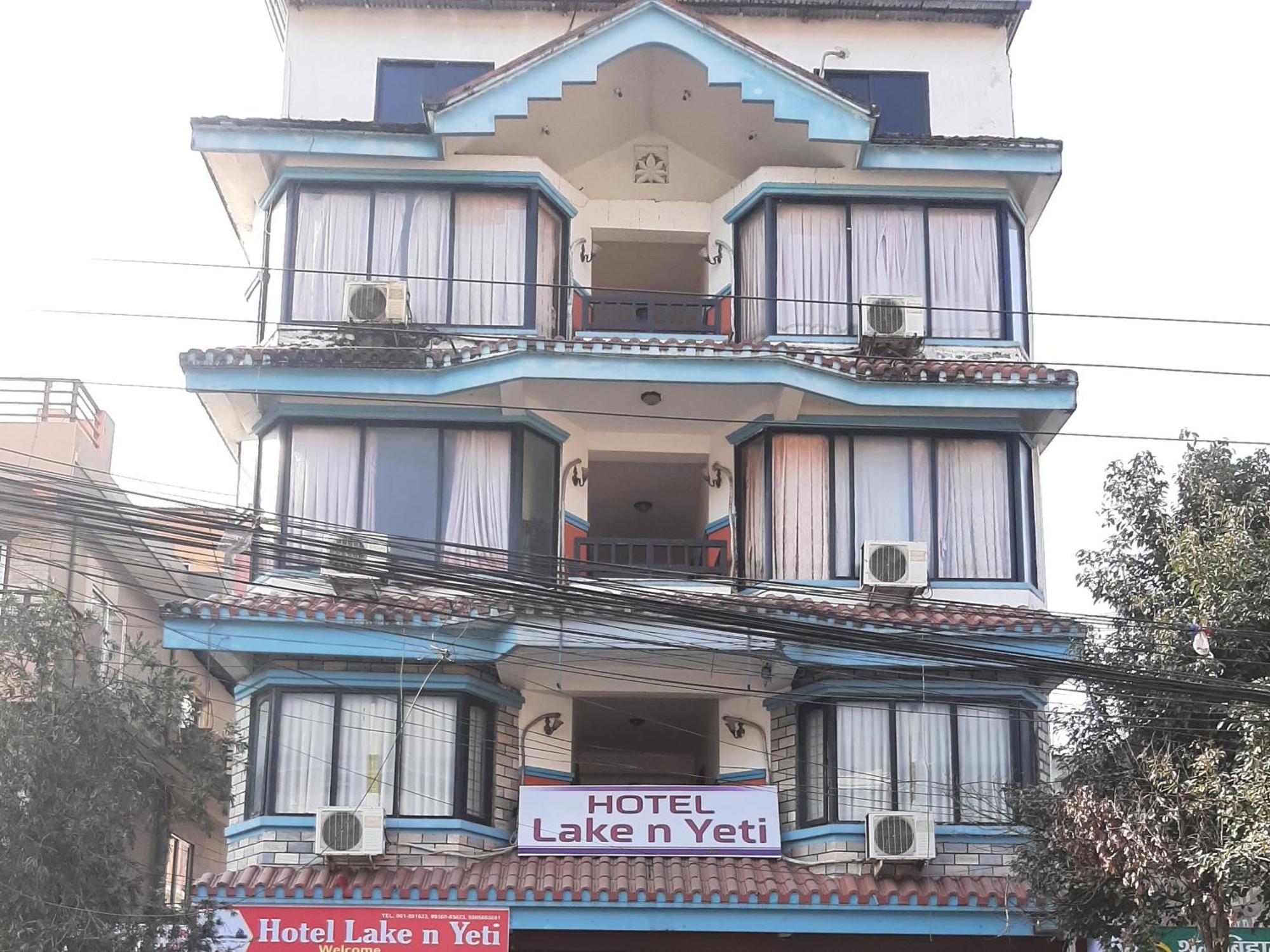 Hotel Lake N Yeti Pokhara Extérieur photo