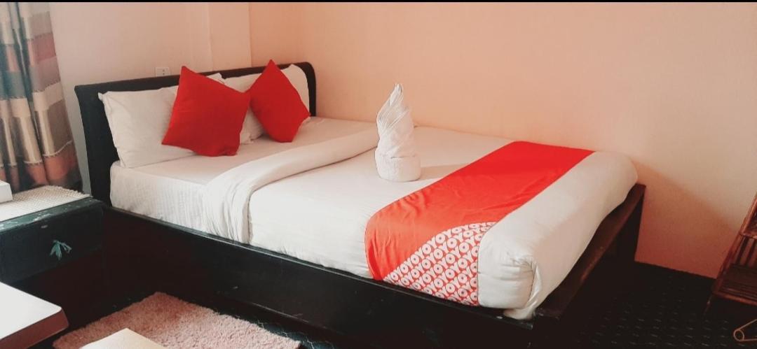 Hotel Lake N Yeti Pokhara Chambre photo