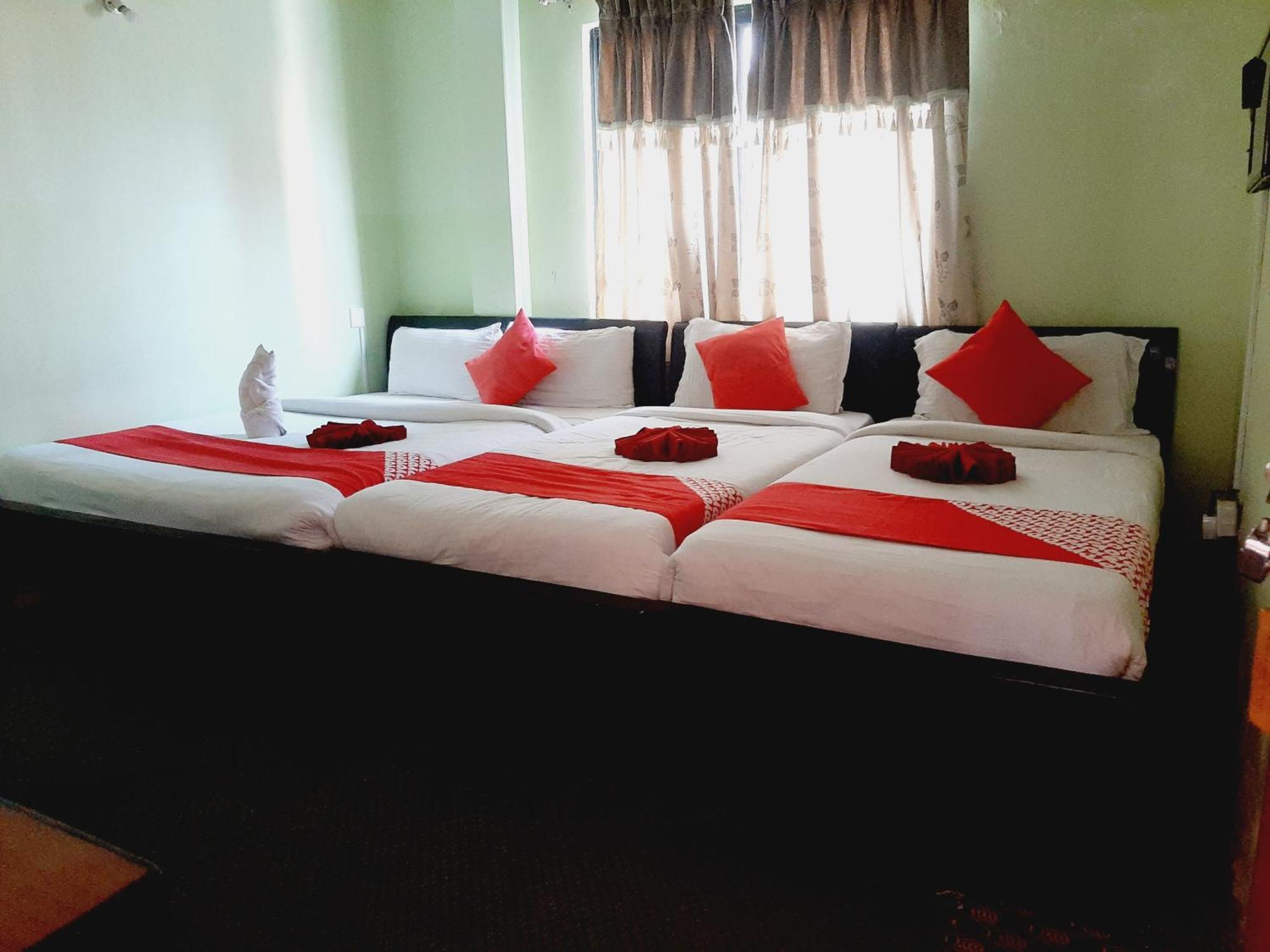 Hotel Lake N Yeti Pokhara Chambre photo